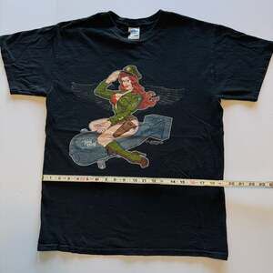 WWII Army Pin-Up Girl T-Shirt – Military